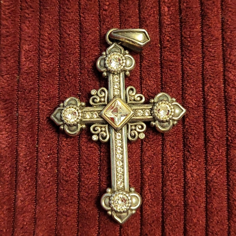 Brighton pendant
